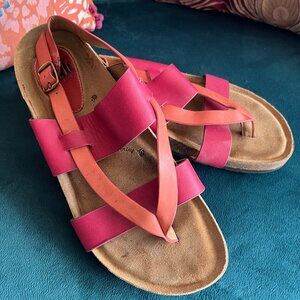 SOFFT size 8 M 2-Tone Mulberry Pink Leather Strappy Thong Comfort Sandals